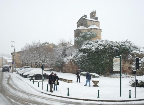 La neige à Peyrolles