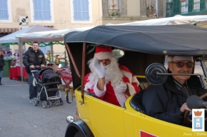 marche de noel 2016-pere auto